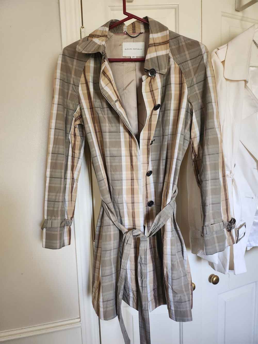 Banana Republic Plaid Trench Coat in Tan and Gray
